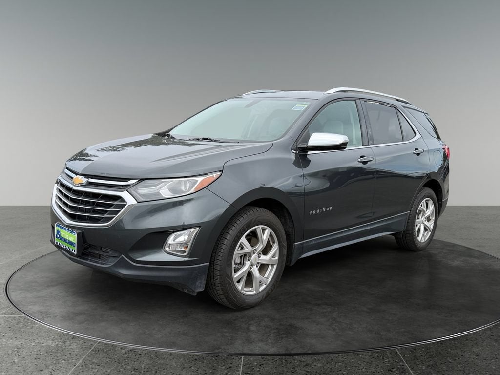 2019 Chevrolet Equinox — rear three-quarter view