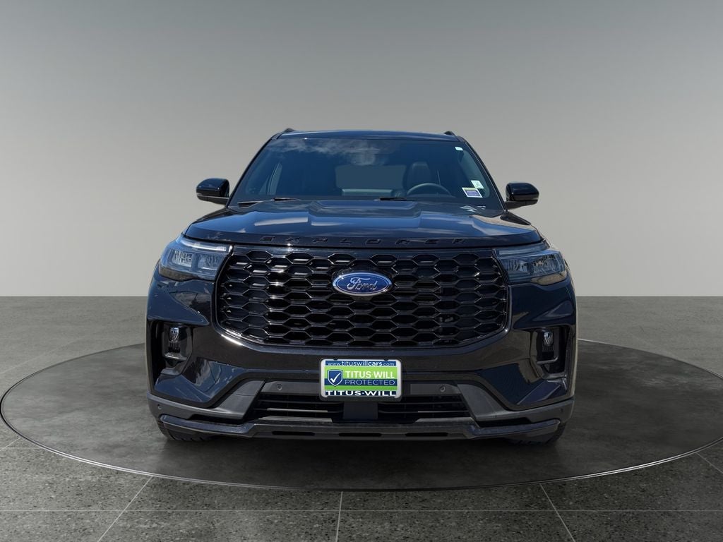 2025 Ford Explorer — side profile view
