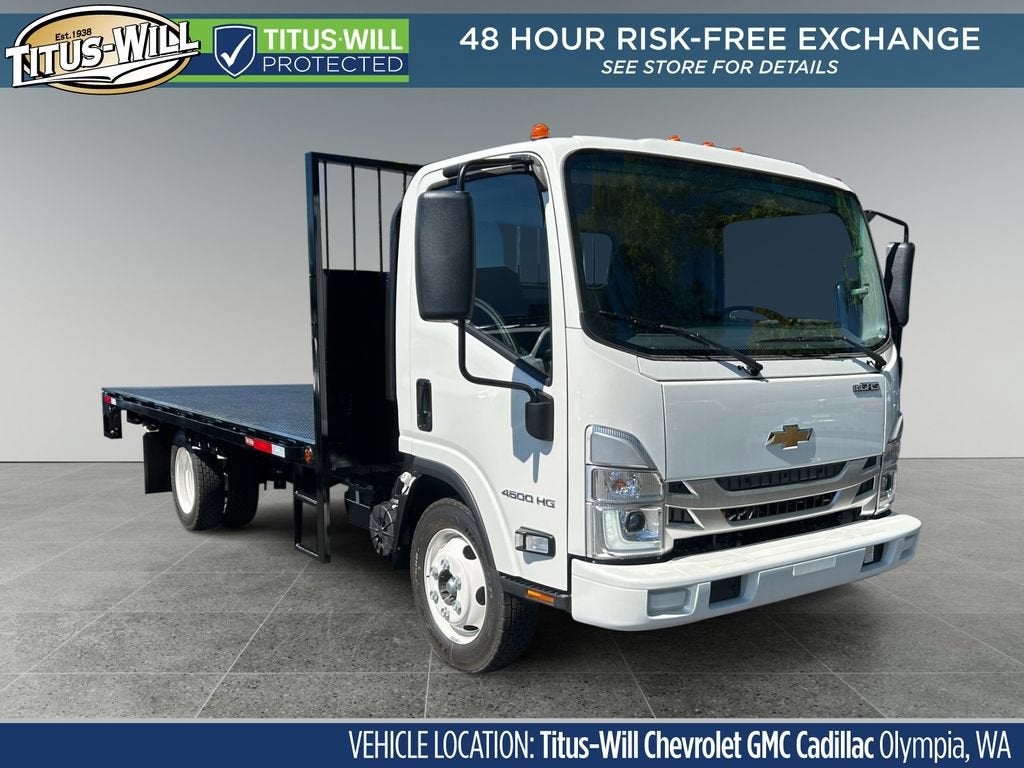 2024 Chevrolet Low Cab Forward 4500 HG Base in Arc White — front three-quarter view